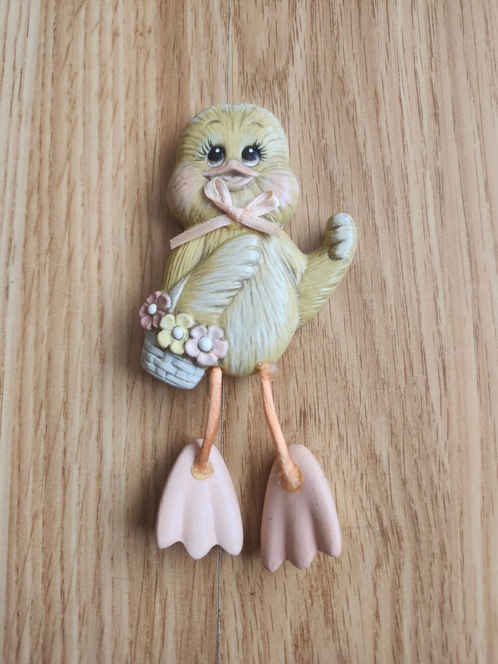 Vintage Duckling Magnet Figurine w/ Dangling Feet Spring Farmhouse Fridge Décor